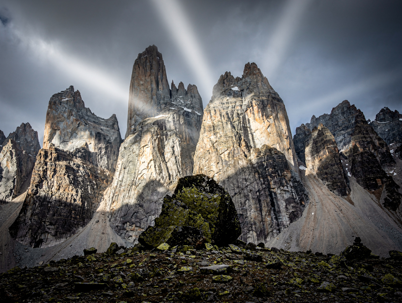 Patagonia Peaks landscape collection